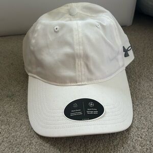 Brand new Under Armor white hat